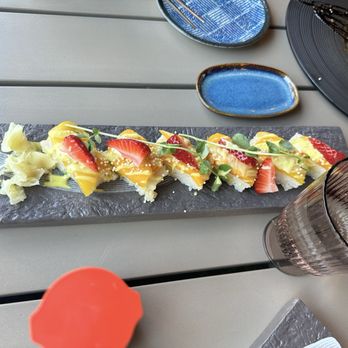 Uni Japanese Restaurant - Strawberry Mango sushi - Japanese Near Me - Victoria, British Columbia