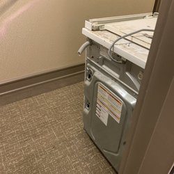 Drimmer's Manhattan - Vandalized property by Drimmer delivery men. Left in the bldg. corridor despite payment. Drimmer refuses to replace hose&pay for removal