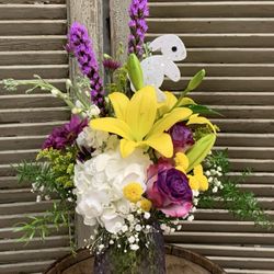 Crockett Florist - Spring flowers