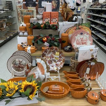 Winners - Winners @ Shoppers World Brampton - Thanksgiving items - Women's Clothing Near Me - Brampton, Ontario Winners - Winners @ Shoppers World Brampton - Thanksgiving items - Women's Clothing Near Me - Brampton, Ontario