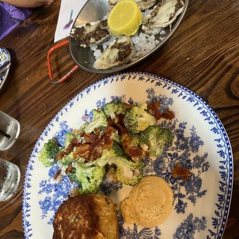 The Atlantic - Crab cake and Chesapeake oyster - Seafood Near Me - Virginia Beach, Virginia