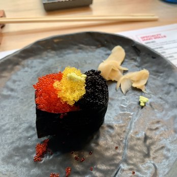 Goma - Tobiko Gunkan - Sushi Bars Near Me - Cleveland, Ohio