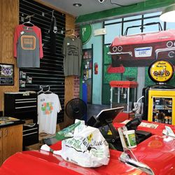 Quaker Steak & Lube