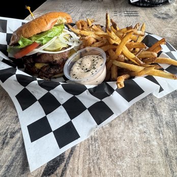 Ultimate Burger - Ultimate Cheeseburger - Burgers Near Me - Kailua-Kona, Hawaii Ultimate Burger - Ultimate Cheeseburger - Burgers Near Me - Kailua-Kona, Hawaii