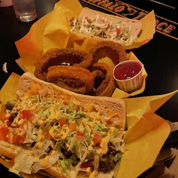 Gracie's Tax Bar - Buffalo chicken sandwich and onion rings - Bars Near Me - Phoenix, Arizona Gracie's Tax Bar - Buffalo chicken sandwich and onion rings - Bars Near Me - Phoenix, Arizona