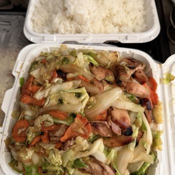 Wow Teriyaki - Chicken stir fry veggies - Asian Fusion Near Me - Lynnwood, Washington Wow Teriyaki - Chicken stir fry veggies - Asian Fusion Near Me - Lynnwood, Washington