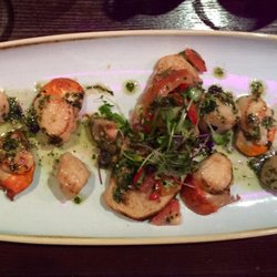 CellarOne - Delicious main course  of scallops with bruschetta and pesto.