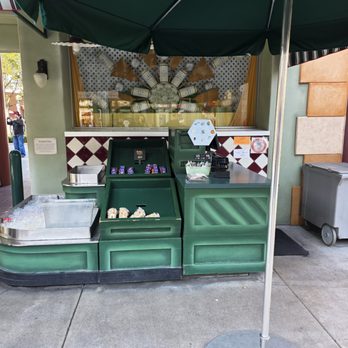 Fairfax Market - Fairfax Market - Fruits & Veggies Near Me - Anaheim, California Fairfax Market - Fairfax Market - Fruits & Veggies Near Me - Anaheim, California