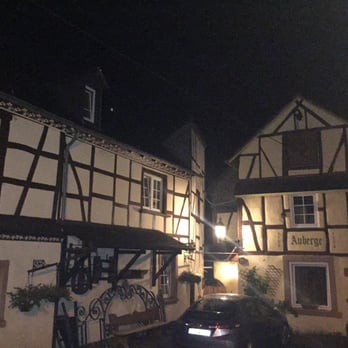 Das Kleine Weinhotel - Restaurants Near Me - Neef, RP