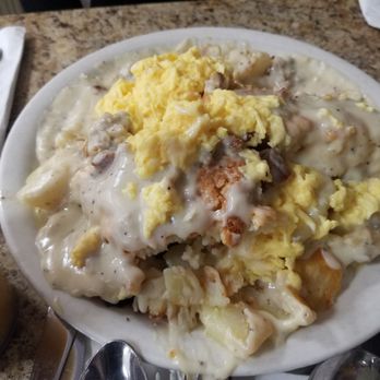 Carolyn's Cafe - Biscuits and gravy - Breakfast & Brunch Near Me - Redlands, California