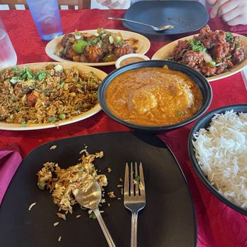 Everest Chilli Pepper - Chili Chicken Fried Rice, Chicken Korma, Chicken Manchurian & Chicken Chili Momo - Himalayan/Nepalese Near Me - Roseville, California