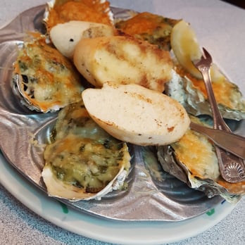 The Lobster Trap - Rockefeller oysters. Not my pick because im mot a fan of all that cheese. - Seafood Near Me - Avalon, California The Lobster Trap - Rockefeller oysters. Not my pick because im mot a fan of all that cheese. - Seafood Near Me - Avalon, California