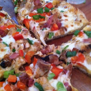 Plank - some better than microwaved Curry pizza - Bowling Near Me - Oakland, California