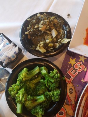 Photo of Kings Family Restaurant & Catering - Newark, NJ, US. Broccoli and collard greens very good