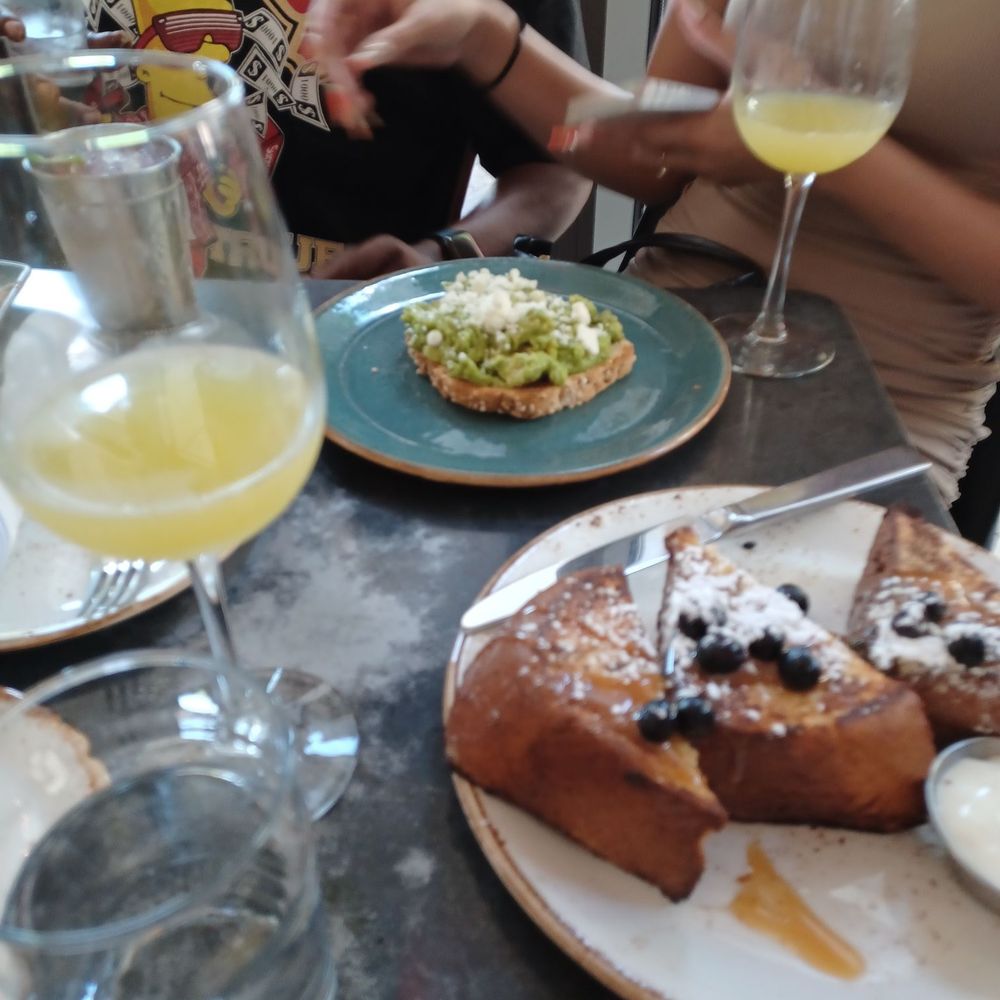 State Fare Kitchen & Bar - Cado toast - New American Near Me - Houston, Texas State Fare Kitchen & Bar - Cado toast - New American Near Me - Houston, Texas