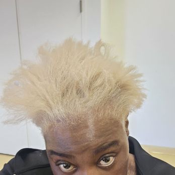 Hair Play - Less than 24 hours after getting my hair done and it's not there right color - Hair Stylists Near Me - San Francisco, California Hair Play - Less than 24 hours after getting my hair done and it's not there right color - Hair Stylists Near Me - San Francisco, California