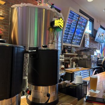 Ridgewood Bottle And Tap - Wine Bars Near Me - Seattle, Washington Ridgewood Bottle And Tap - Wine Bars Near Me - Seattle, Washington