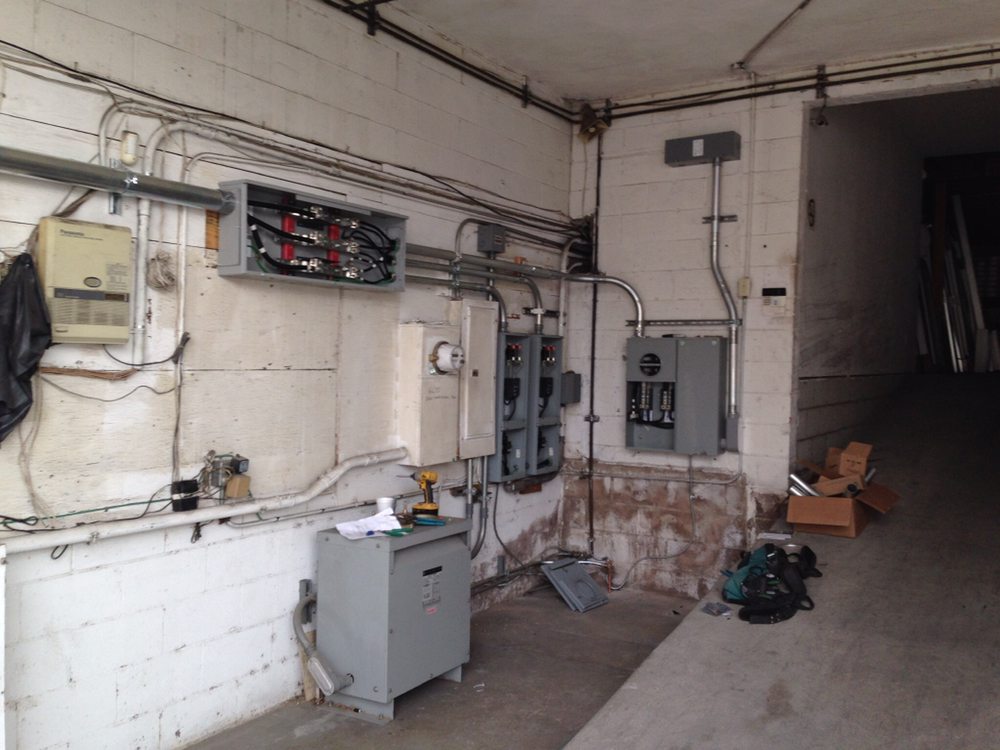 Slide of Harry’s Electrical Services