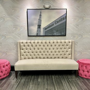 Hampton Inn Huntsville/Village of Providence - Cute seating at the first floor elevator lobby. - Hotels Near Me - Huntsville, Alabama Hampton Inn Huntsville/Village of Providence - Cute seating at the first floor elevator lobby. - Hotels Near Me - Huntsville, Alabama