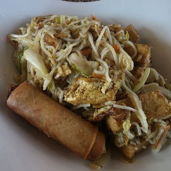 Heights Asian Cafe - Singapore noodle with tofu - Chinese Near Me - Houston, Texas Heights Asian Cafe - Singapore noodle with tofu - Chinese Near Me - Houston, Texas