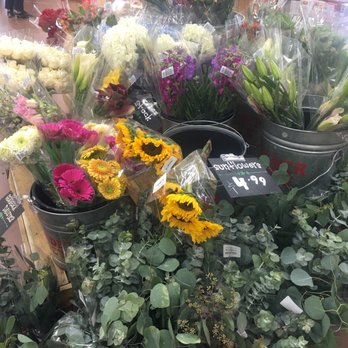 Trader Joe's - Flowers! - Grocery Near Me - Kentwood, Michigan Trader Joe's - Flowers! - Grocery Near Me - Kentwood, Michigan