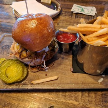 Beacon 70 - Pickle Fry Burger - New American Near Me - Brick, New Jersey