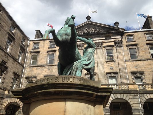 Edinburgh City Chambers by null