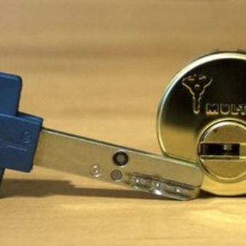 Giant Locksmith & Security Systems - Security Systems Near Me