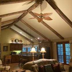 Chanticleer Cabins