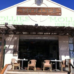 Mollies Irish Pub