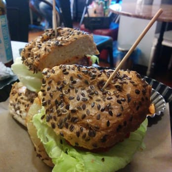 Bistro Małpa - Burgers Near Me - Sopot, PM