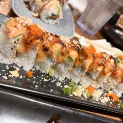 Mikuni Japanese Restaurant & Sushi Bar - Benjamin roll