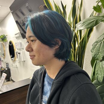 Salon 25 - Hair Salons Near Me - Cypress, California