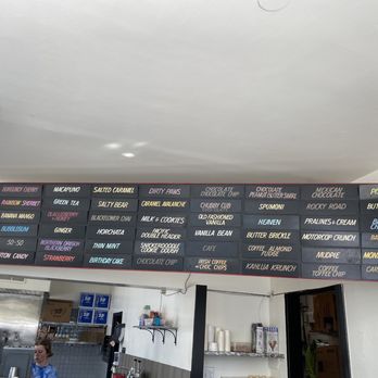 Polar Bear Ice Cream - Ice cream flavors November 2023 - Ice Cream & Frozen Yogurt Near Me - Capitola, California