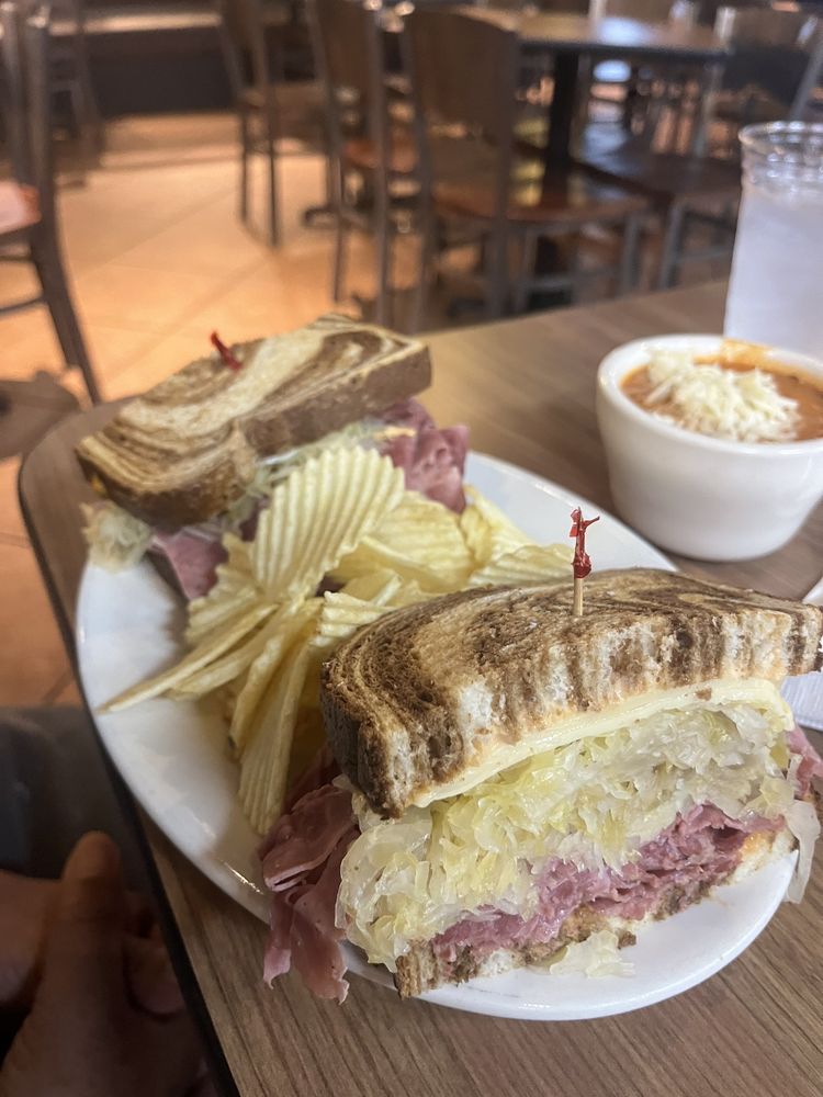 Food from Jason's Deli