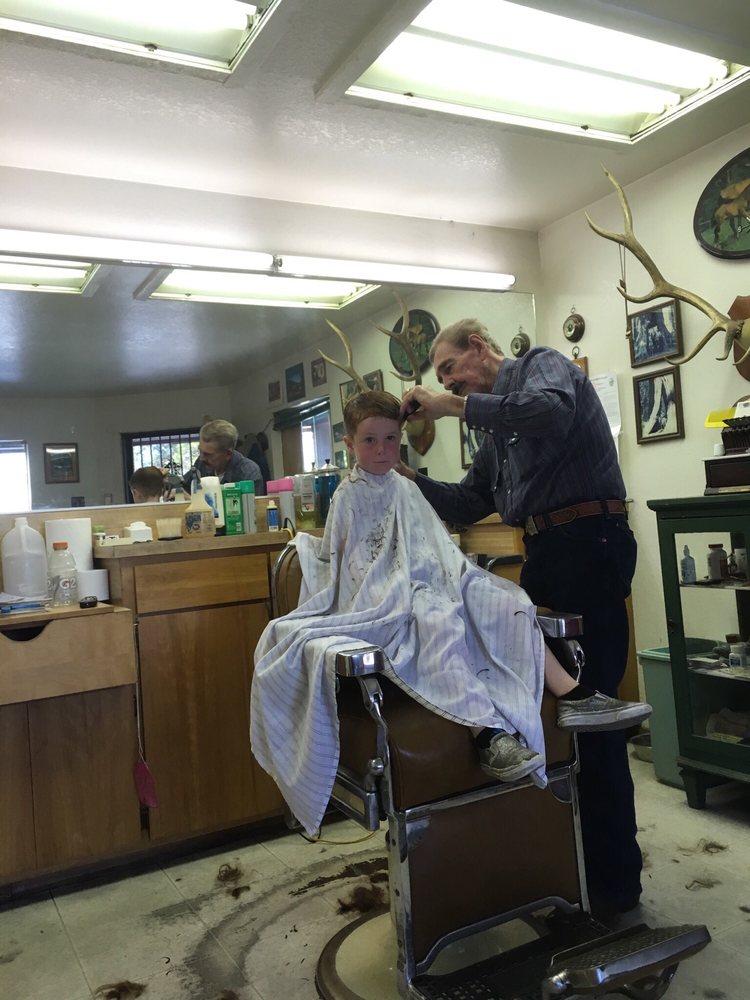 North Fork Barber Shop Logo
