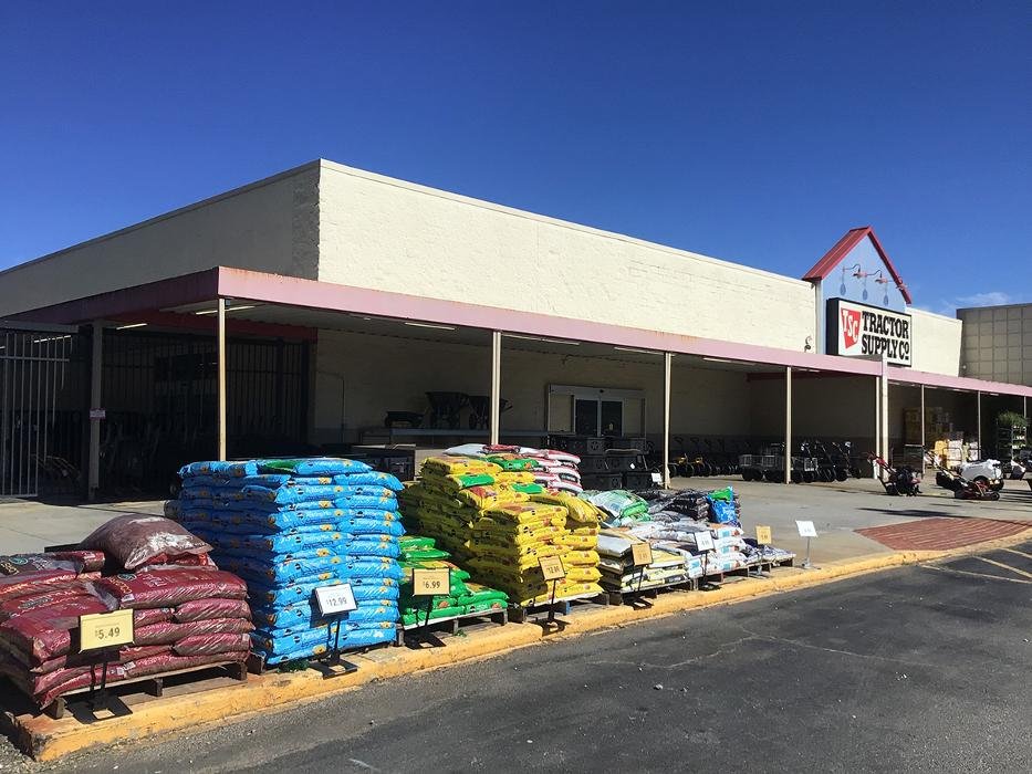 TRACTOR SUPPLY Updated June 2024 310 Habersham Hills Cir, Cornelia