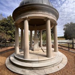 Andrew Jackson's Hermitage - Andy and Rachel's grave