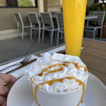 Broken Yolk Cafe - Fresh Squeezed Juice & Hot Messy Caramel Latte - American Near Me - Glendora, California