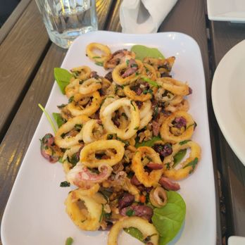 Le Petit Pêcheur - 2 squid calamari provencal - Seafood Near Me - Astoria, New York