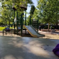 Stojanovich Family Park - Clean park