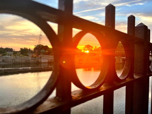Pane Vino On The River by null