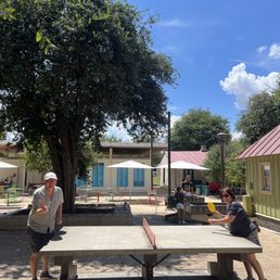 100 degree Ping Pong