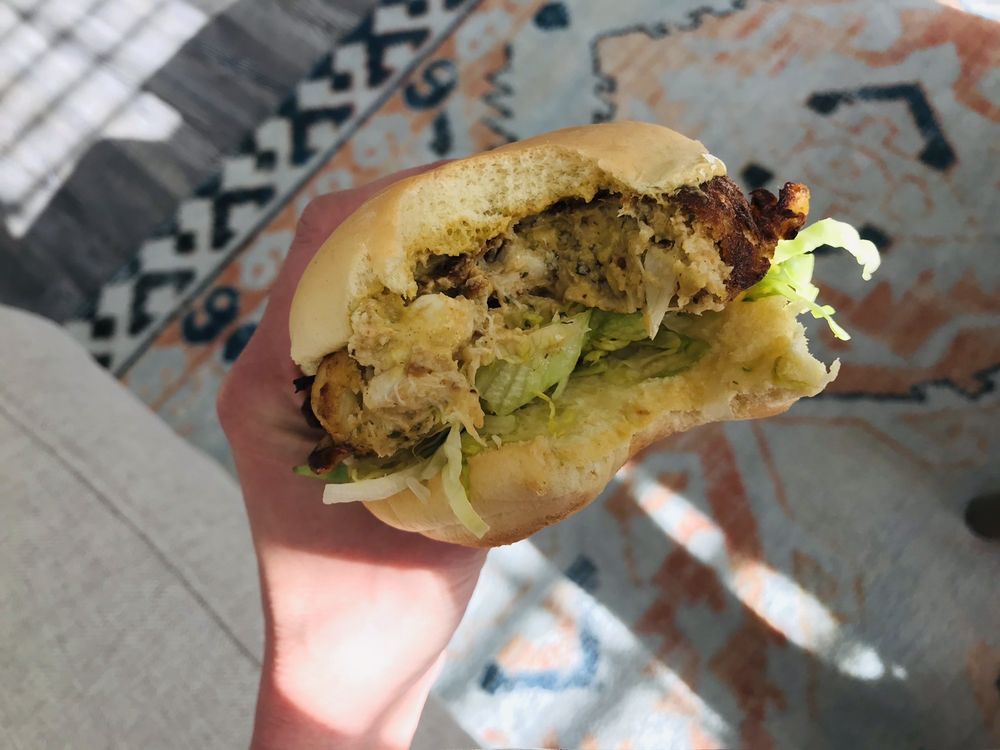 BALTIMORE CRAB CAKE COMPANY Updated October 2024 29 Photos & 21