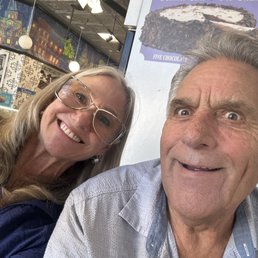 Margaret & Dale enjoy an ice cream at Kilwins! Margaret & Dale enjoy an ice cream at Kilwins!