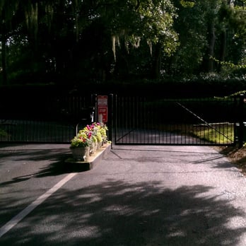The Beach Club - Front gated entrance - Hotels Near Me - St. Simons, Georgia The Beach Club - Front gated entrance - Hotels Near Me - St. Simons, Georgia