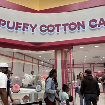 Puffy Cotton Candy - Desserts Near Me - Grapevine, Texas