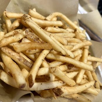 Buffalo Wild Wings - Large Fries (Always great) - Sports Bars Near Me - Gilbert, Arizona