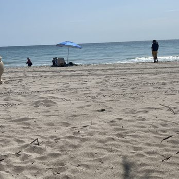 Keating Beach - It's spacious - Beaches Near Me - Hollywood, Florida