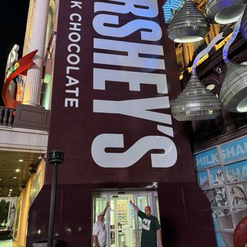 Hershey’s Chocolate World - Enter here - Chocolatiers & Shops Near Me - Las Vegas, Nevada
